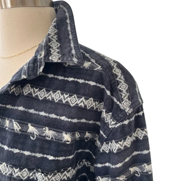 Woolrich blue flannel fishing lure print button down shirt Men’s M - Picture 6 of 14